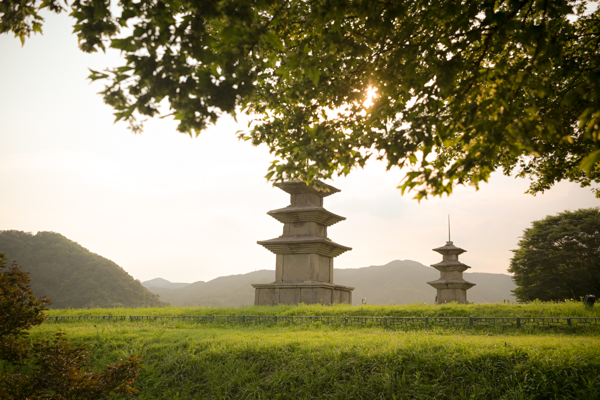 경주여행추천 고즈넉한 감은사지의 매력