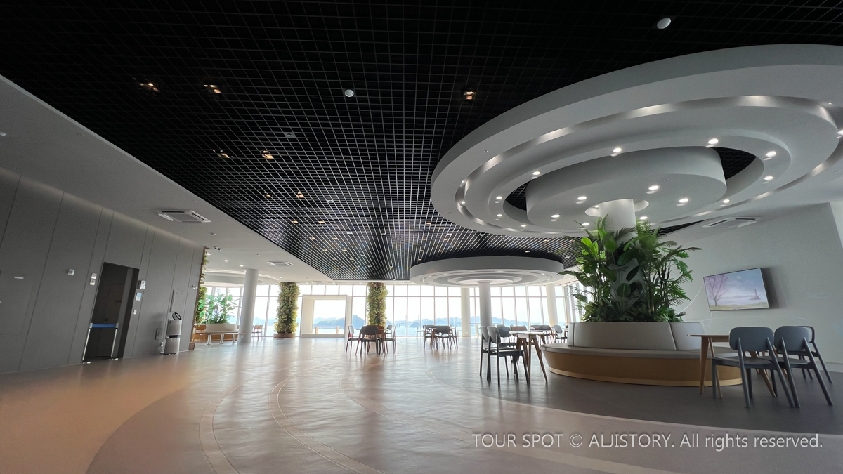 오션블루 가덕휴게소 바다위의 정원이라 불리는 그 곳